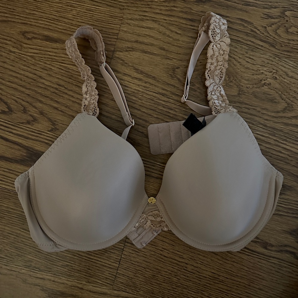 Natori Pure luxe Elegant Beige Lace Bra